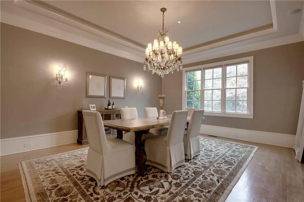 131 Burdette Road Nw, Sandy Springs, Georgia 30327, 7 Bedrooms Bedrooms, ,8 BathroomsBathrooms,Residential,Sold,131 Burdette Road Nw,5819362