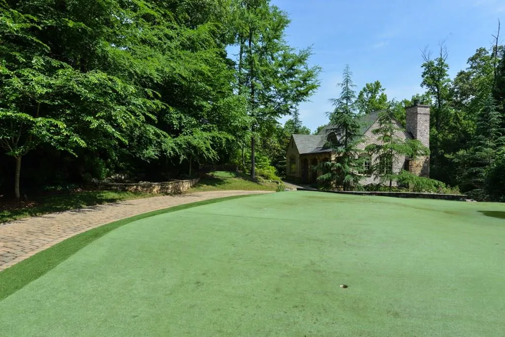 131 Burdette Road Nw, Sandy Springs, Georgia 30327, 7 Bedrooms Bedrooms, ,8 BathroomsBathrooms,Residential,Sold,131 Burdette Road Nw,5819362