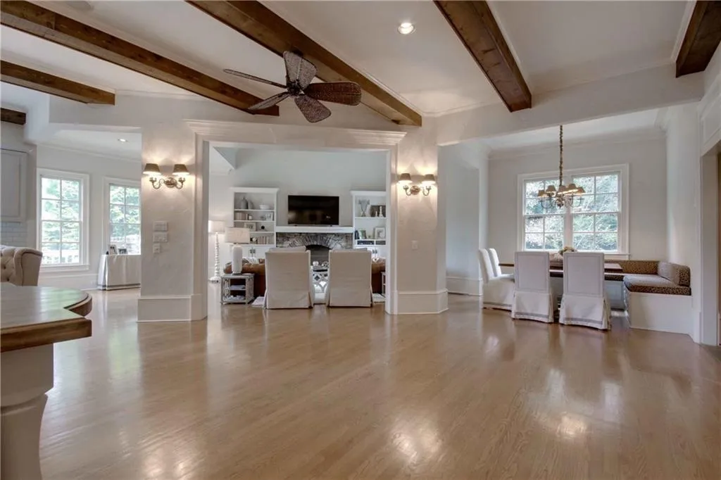 131 Burdette Road Nw, Sandy Springs, Georgia 30327, 7 Bedrooms Bedrooms, ,8 BathroomsBathrooms,Residential,Sold,131 Burdette Road Nw,5819362