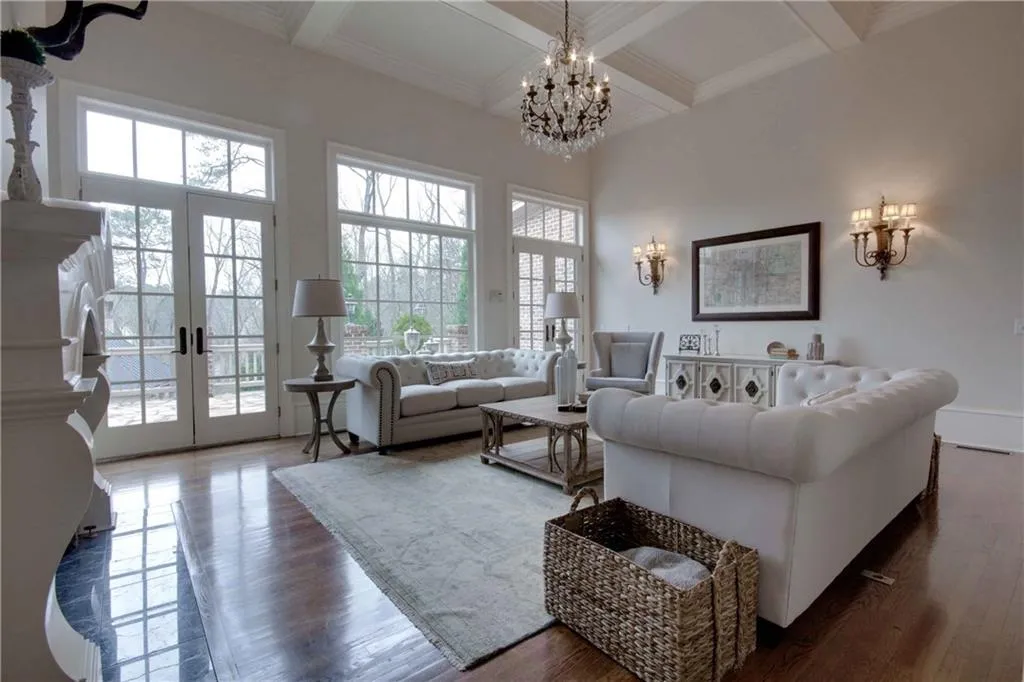 131 Burdette Road Nw, Sandy Springs, Georgia 30327, 7 Bedrooms Bedrooms, ,8 BathroomsBathrooms,Residential,Sold,131 Burdette Road Nw,5819362