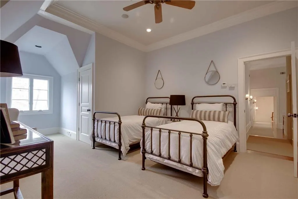 131 Burdette Road Nw, Sandy Springs, Georgia 30327, 7 Bedrooms Bedrooms, ,8 BathroomsBathrooms,Residential,Sold,131 Burdette Road Nw,5819362