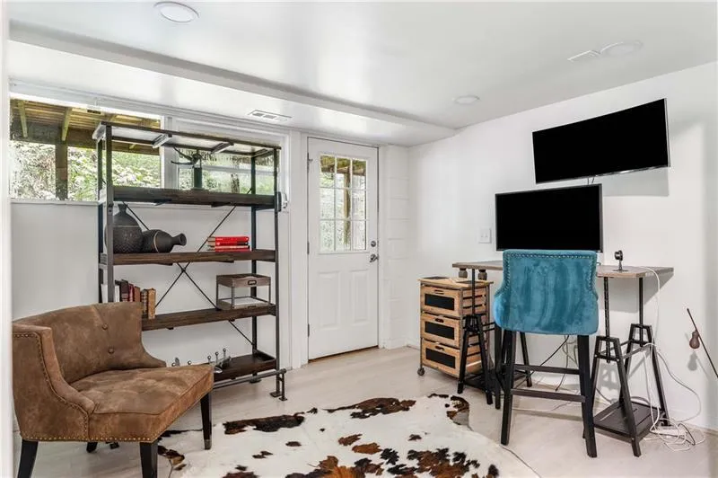 1179 Milmar Drive Nw, Atlanta, Georgia 30327, 5 Bedrooms Bedrooms, ,4 BathroomsBathrooms,Residential,For Sale,1179 Milmar Drive Nw,7663110