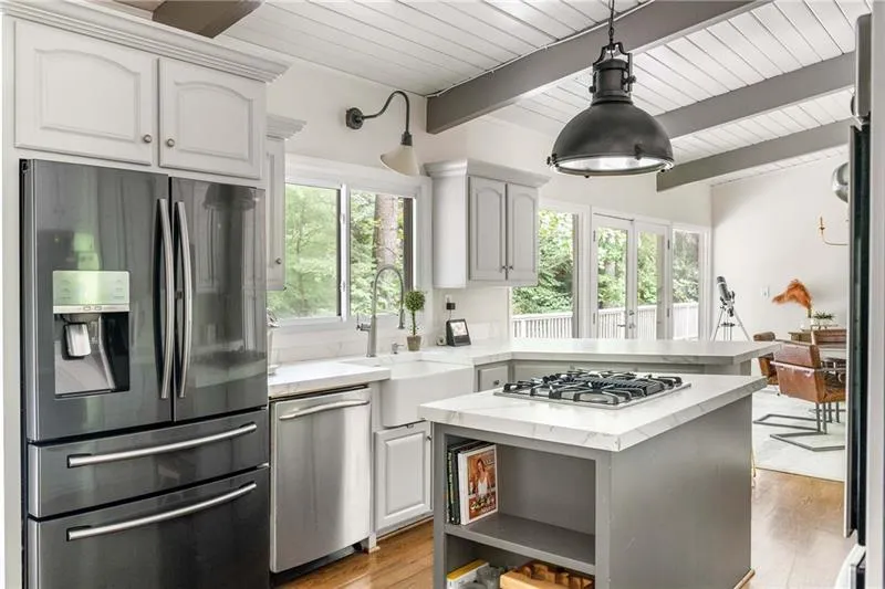 1179 Milmar Drive Nw, Atlanta, Georgia 30327, 5 Bedrooms Bedrooms, ,4 BathroomsBathrooms,Residential,For Sale,1179 Milmar Drive Nw,7663110