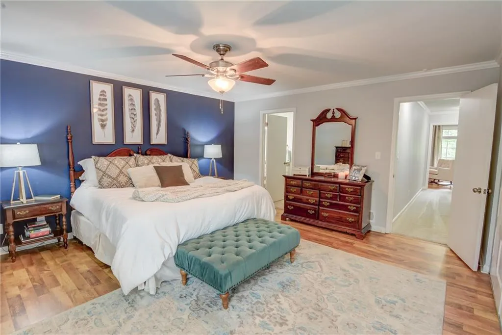 5210 Chemin De Vie, Atlanta, Georgia 30342, 2 Bedrooms Bedrooms, ,2 BathroomsBathrooms,Residential,Sold,5210 Chemin De Vie,6748858