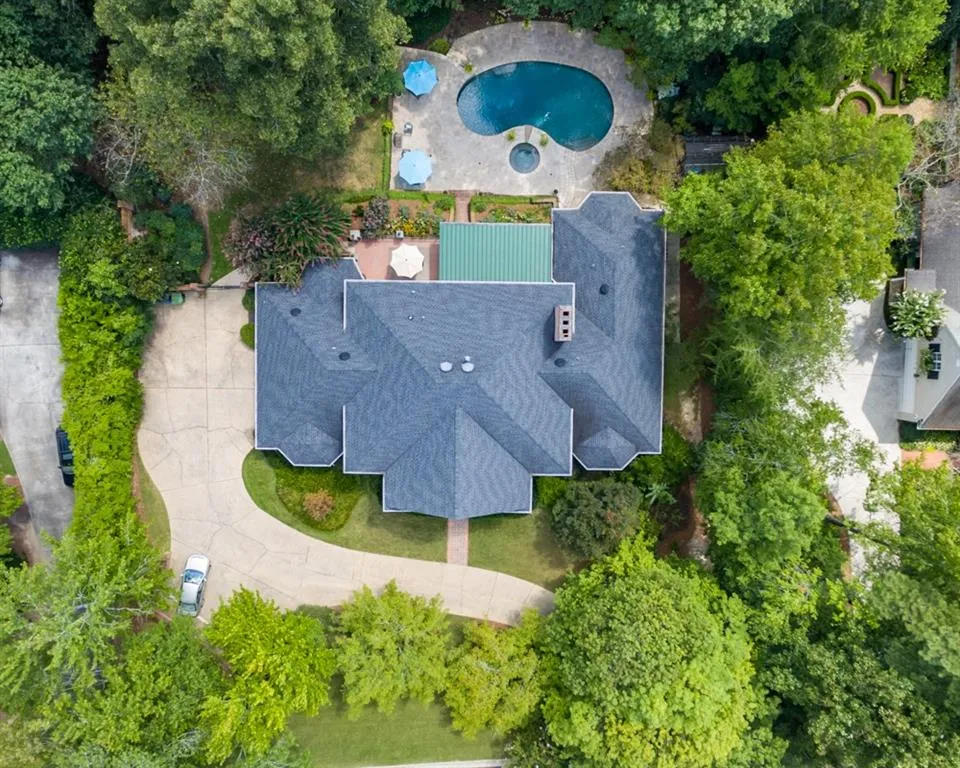 4 Harris Glen Nw, Atlanta, Georgia 30327, 5 Bedrooms Bedrooms, ,5 BathroomsBathrooms,Residential,Sold,4 Harris Glen Nw,5900627