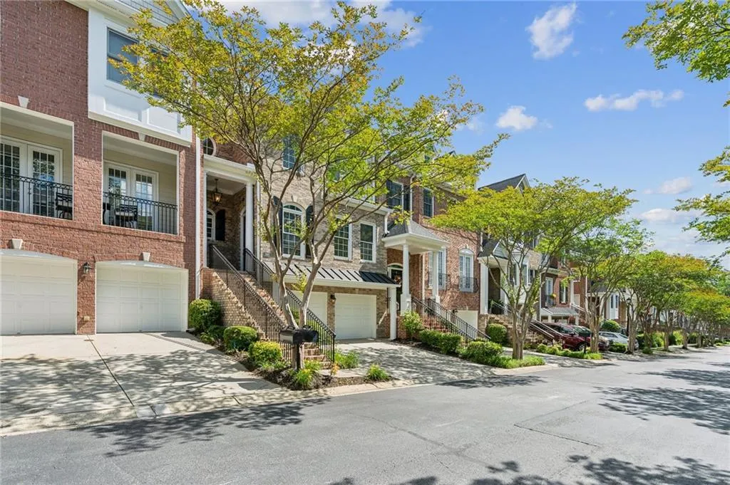 5882 Riverstone Circle Unit 15, Atlanta, Georgia 30339, 3 Bedrooms Bedrooms, ,3 BathroomsBathrooms,Residential,For Sale,5882 Riverstone Circle Unit 15,7641662