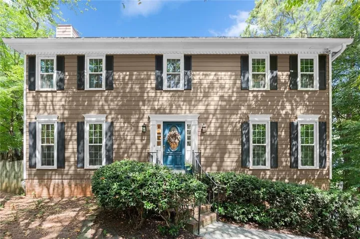 4977 Kings Wood Drive Ne, Roswell, Georgia 30075