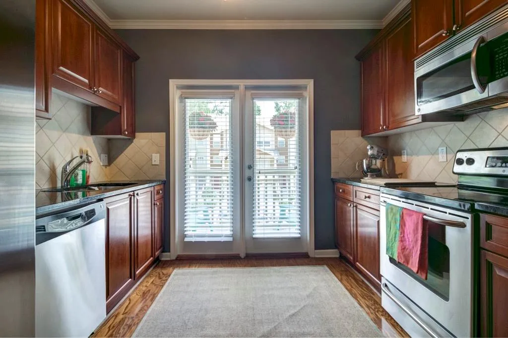 1432 Liberty Parkway Nw, Atlanta, Georgia 30318, 3 Bedrooms Bedrooms, ,3 BathroomsBathrooms,Residential,Sold,1432 Liberty Parkway Nw,5729433