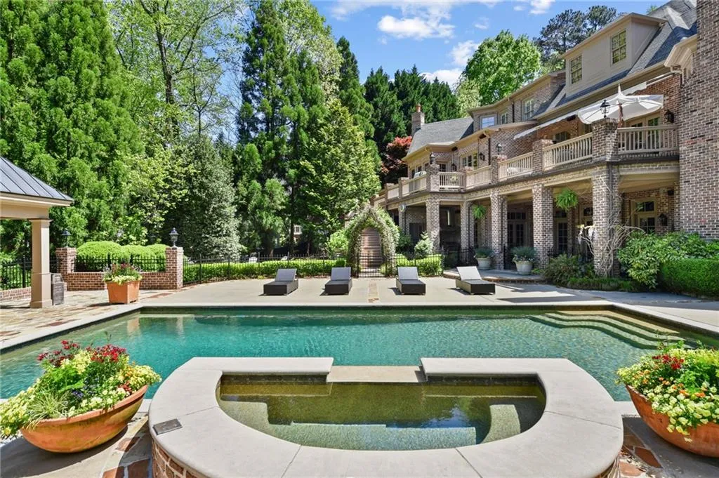 131 Burdette Road, Atlanta, Georgia 30327, 7 Bedrooms Bedrooms, ,8 BathroomsBathrooms,Residential,Sold,131 Burdette Road,7054638 131 Burdette Road, Atlanta, Georgia 30327, 7 Bedrooms Bedrooms, ,8 BathroomsBathrooms,Residential,Sold,131 Burdette Road,7054638