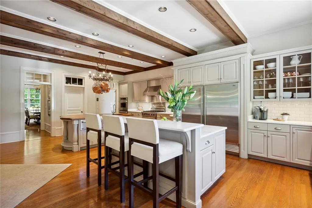 131 Burdette Road, Atlanta, Georgia 30327, 7 Bedrooms Bedrooms, ,8 BathroomsBathrooms,Residential,Sold,131 Burdette Road,7054638 131 Burdette Road, Atlanta, Georgia 30327, 7 Bedrooms Bedrooms, ,8 BathroomsBathrooms,Residential,Sold,131 Burdette Road,7054638