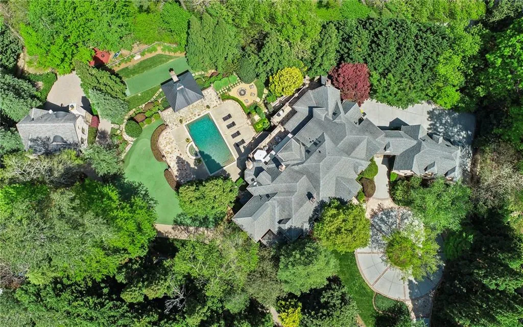 131 Burdette Road, Atlanta, Georgia 30327, 7 Bedrooms Bedrooms, ,8 BathroomsBathrooms,Residential,Sold,131 Burdette Road,7054638 131 Burdette Road, Atlanta, Georgia 30327, 7 Bedrooms Bedrooms, ,8 BathroomsBathrooms,Residential,Sold,131 Burdette Road,7054638