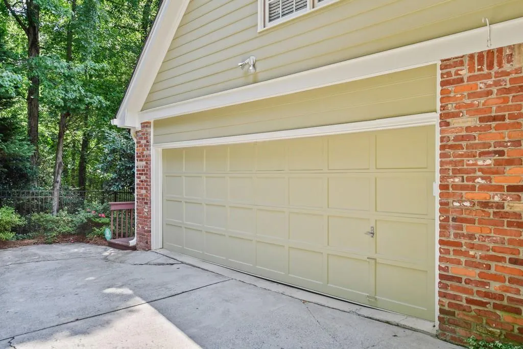 135 Treadwick Drive, Sandy Springs, Georgia 30350, 5 Bedrooms Bedrooms, ,5 BathroomsBathrooms,Residential,Sold,135 Treadwick Drive,6917828