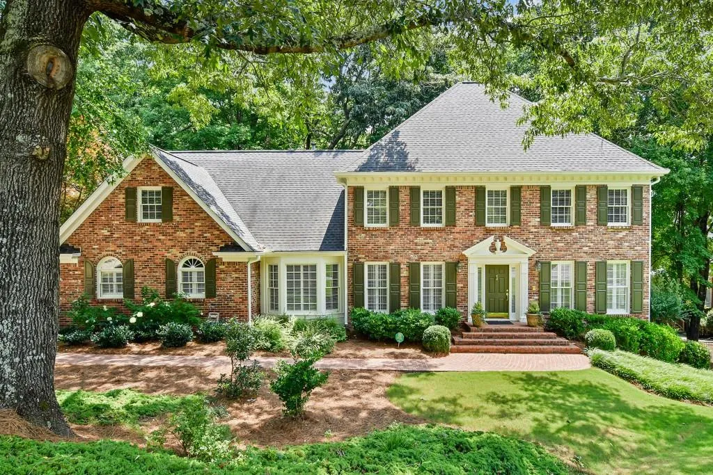 135 Treadwick Drive, Sandy Springs, Georgia 30350, 5 Bedrooms Bedrooms, ,5 BathroomsBathrooms,Residential,Sold,135 Treadwick Drive,6917828
