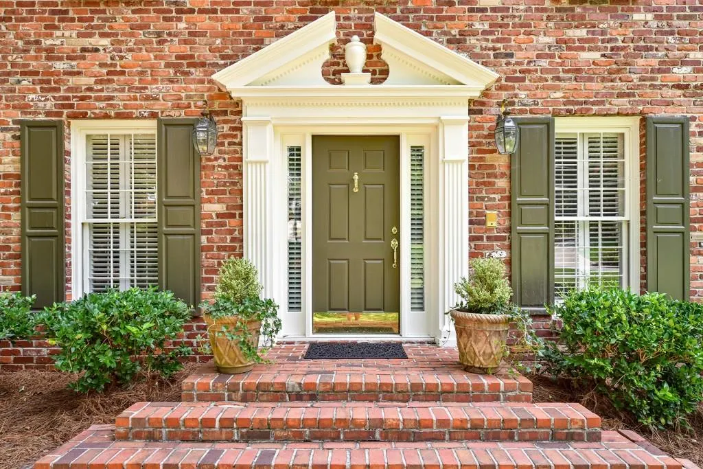 135 Treadwick Drive, Sandy Springs, Georgia 30350, 5 Bedrooms Bedrooms, ,5 BathroomsBathrooms,Residential,Sold,135 Treadwick Drive,6917828