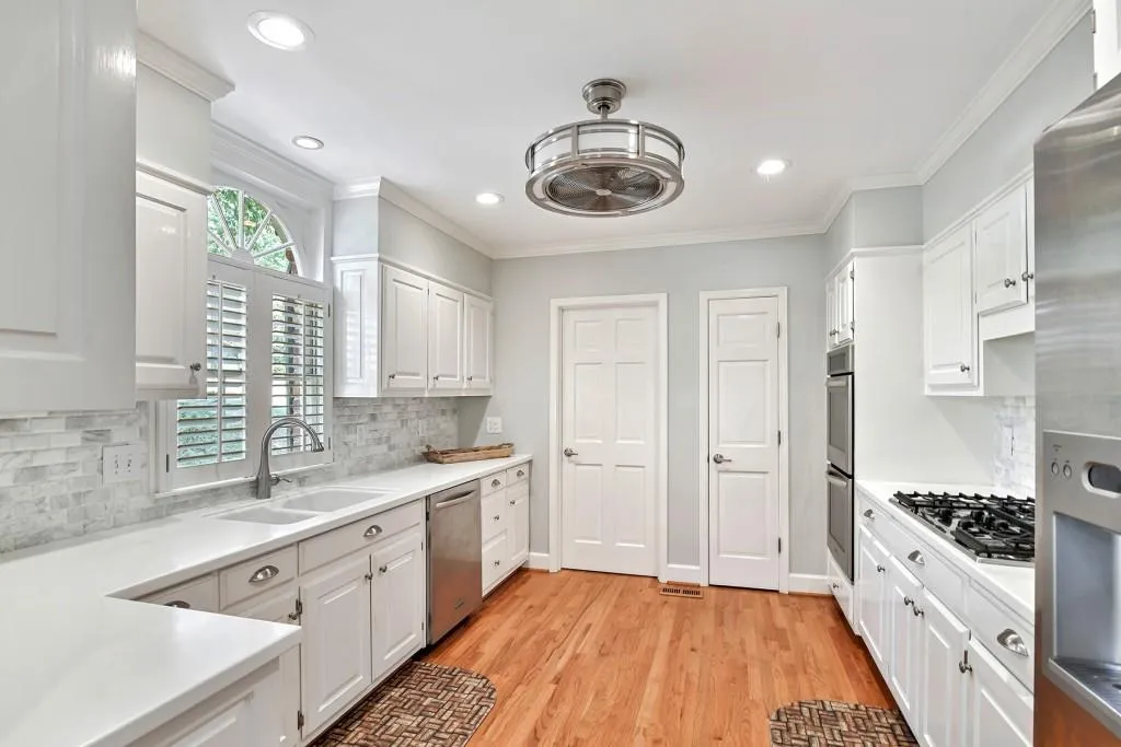 135 Treadwick Drive, Sandy Springs, Georgia 30350, 5 Bedrooms Bedrooms, ,5 BathroomsBathrooms,Residential,Sold,135 Treadwick Drive,6917828