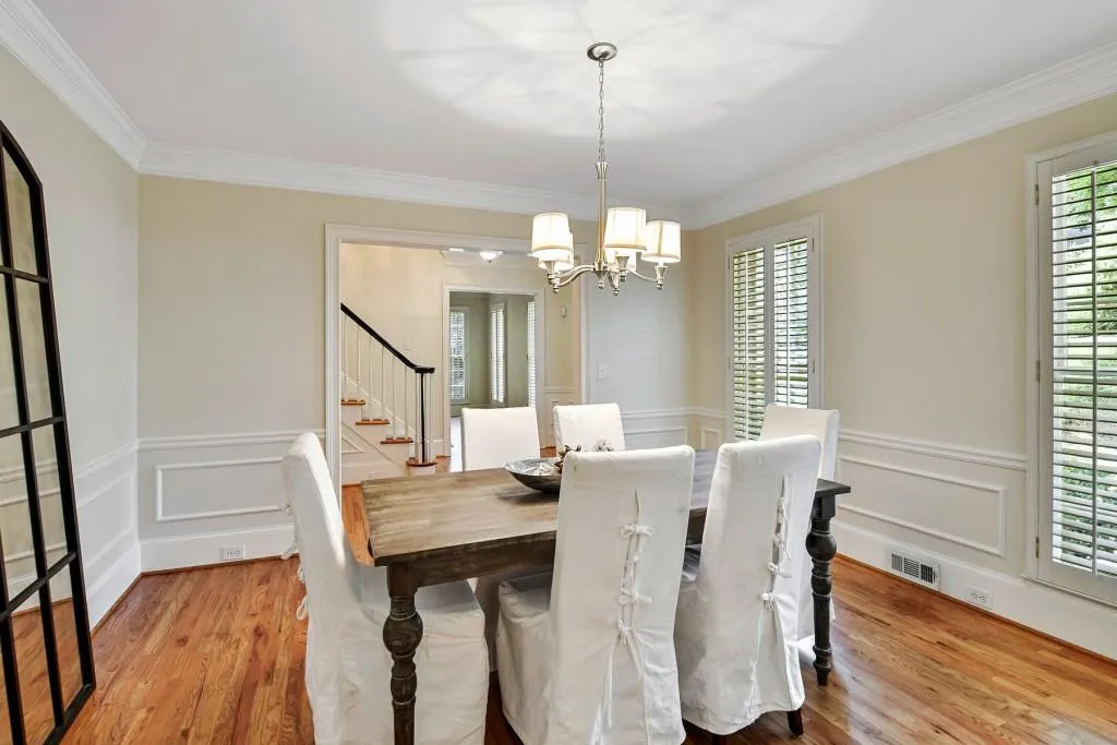 135 Treadwick Drive, Sandy Springs, Georgia 30350, 5 Bedrooms Bedrooms, ,5 BathroomsBathrooms,Residential,Sold,135 Treadwick Drive,6917828