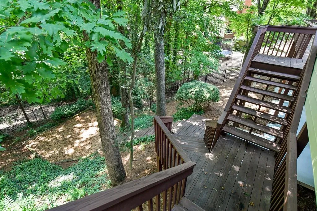 135 Treadwick Drive, Sandy Springs, Georgia 30350, 5 Bedrooms Bedrooms, ,5 BathroomsBathrooms,Residential,Sold,135 Treadwick Drive,6917828