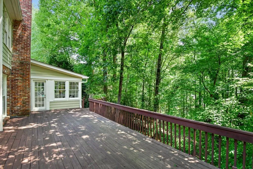 135 Treadwick Drive, Sandy Springs, Georgia 30350, 5 Bedrooms Bedrooms, ,5 BathroomsBathrooms,Residential,Sold,135 Treadwick Drive,6917828