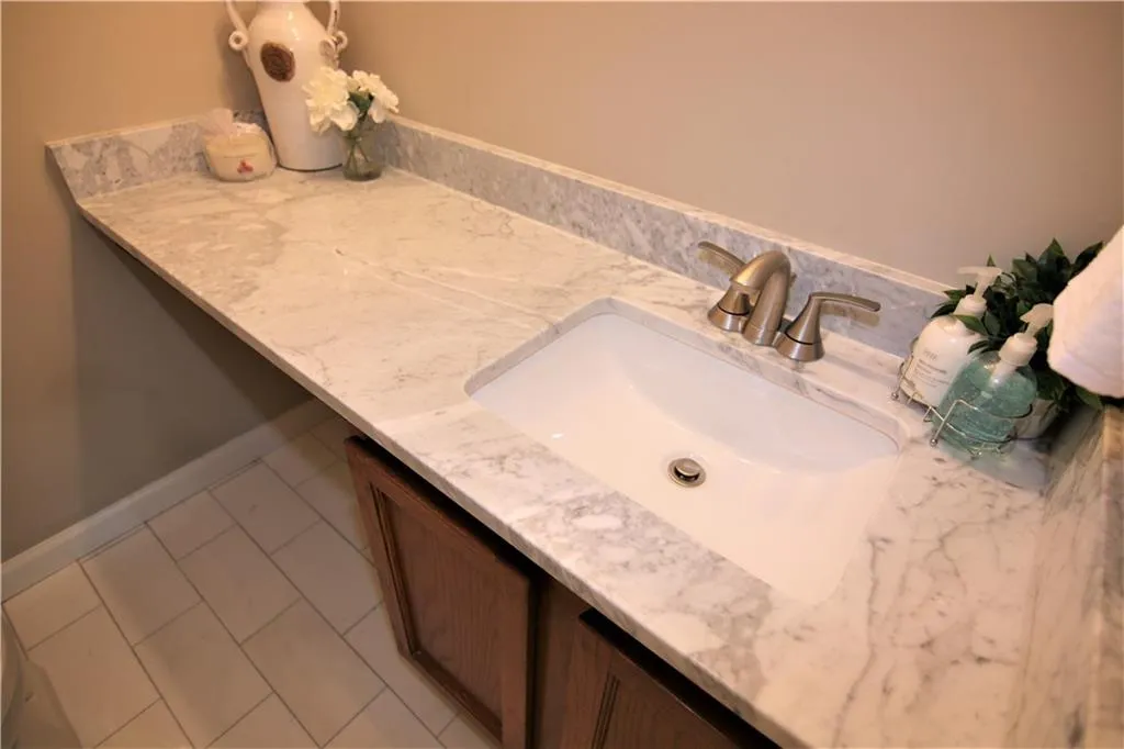 610 Barrington Hills Drive Unit 610, Atlanta, Georgia 30350, 2 Bedrooms Bedrooms, ,2 BathroomsBathrooms,Residential,Sold,610 Barrington Hills Drive Unit 610,5919387