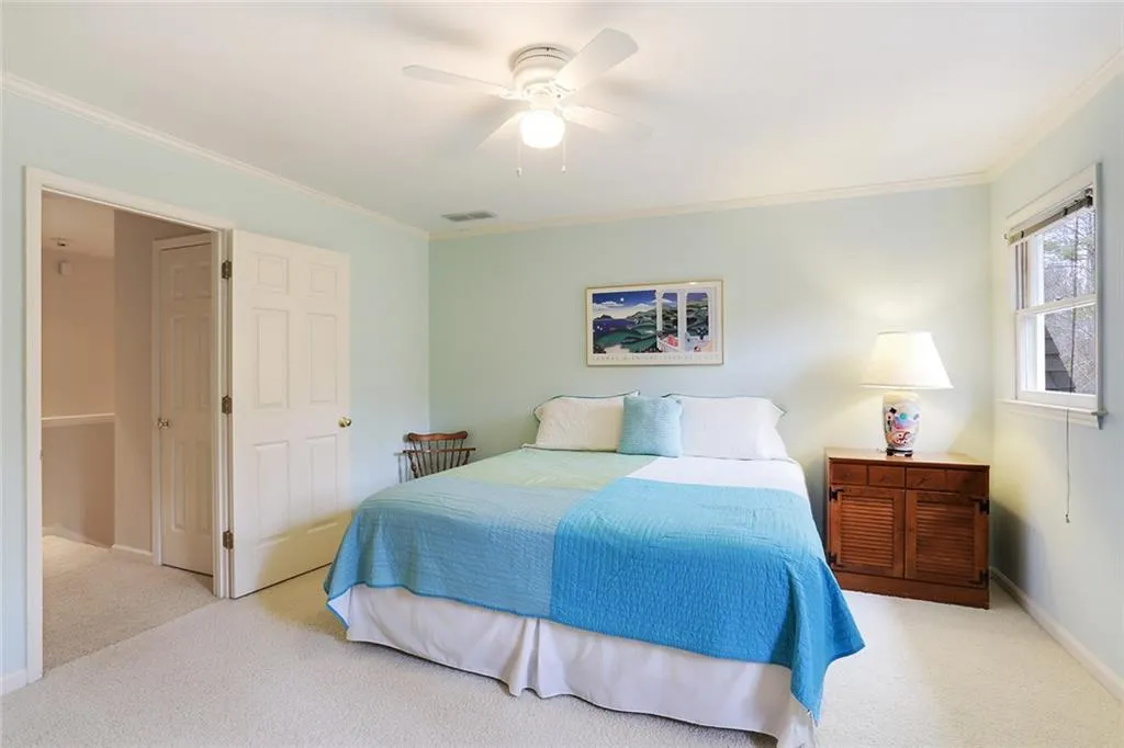 8185 Grogans Ferry Road, Sandy Springs, Georgia 30350, 4 Bedrooms Bedrooms, ,3 BathroomsBathrooms,Residential,Sold,8185 Grogans Ferry Road,5813270