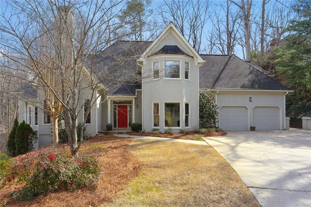 8185 Grogans Ferry Road, Sandy Springs, Georgia 30350, 4 Bedrooms Bedrooms, ,3 BathroomsBathrooms,Residential,Sold,8185 Grogans Ferry Road,5813270