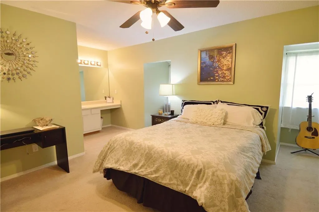 1705 Huntingdon Chase, Sandy Springs, Georgia 30350, 2 Bedrooms Bedrooms, ,2 BathroomsBathrooms,Residential,Sold,1705 Huntingdon Chase,5750349