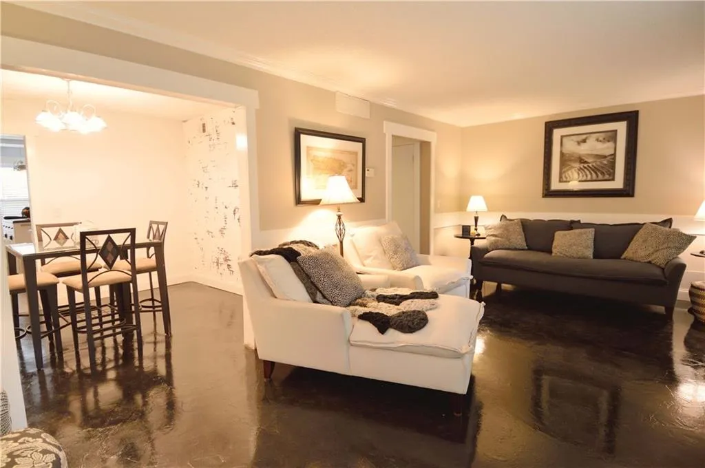 1705 Huntingdon Chase, Sandy Springs, Georgia 30350, 2 Bedrooms Bedrooms, ,2 BathroomsBathrooms,Residential,Sold,1705 Huntingdon Chase,5750349