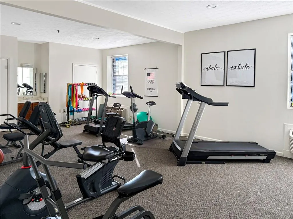 475 Mount Vernon Highway Ne Unit 212b, Atlanta, Georgia 30328, 1 Bedroom Bedrooms, ,1 BathroomBathrooms,Residential,For Sale,475 Mount Vernon Highway Ne Unit 212b,7732829