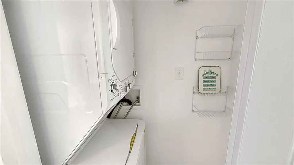 Washer/dryer in condo