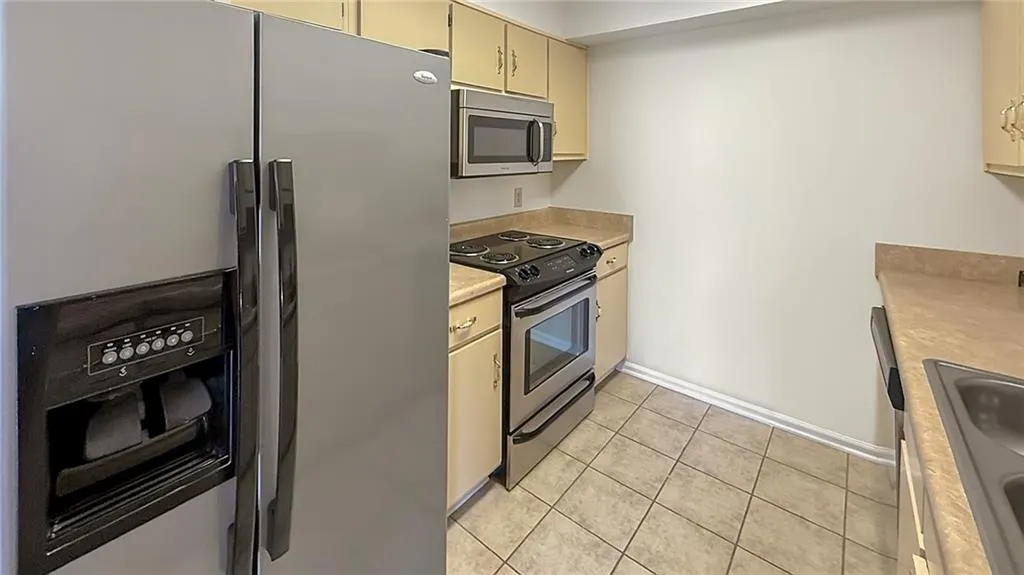 475 Mount Vernon Highway Ne Unit 212b, Atlanta, Georgia 30328, 1 Bedroom Bedrooms, ,1 BathroomBathrooms,Residential,For Sale,475 Mount Vernon Highway Ne Unit 212b,7732829