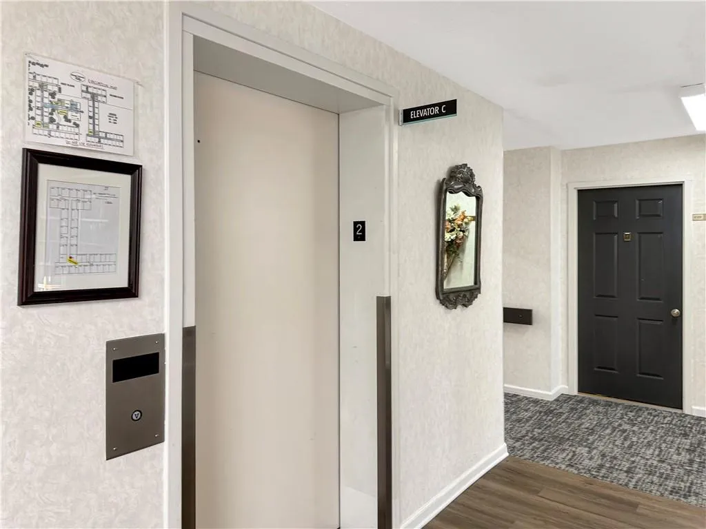 475 Mount Vernon Highway Ne Unit 212b, Atlanta, Georgia 30328, 1 Bedroom Bedrooms, ,1 BathroomBathrooms,Residential,For Sale,475 Mount Vernon Highway Ne Unit 212b,7732829