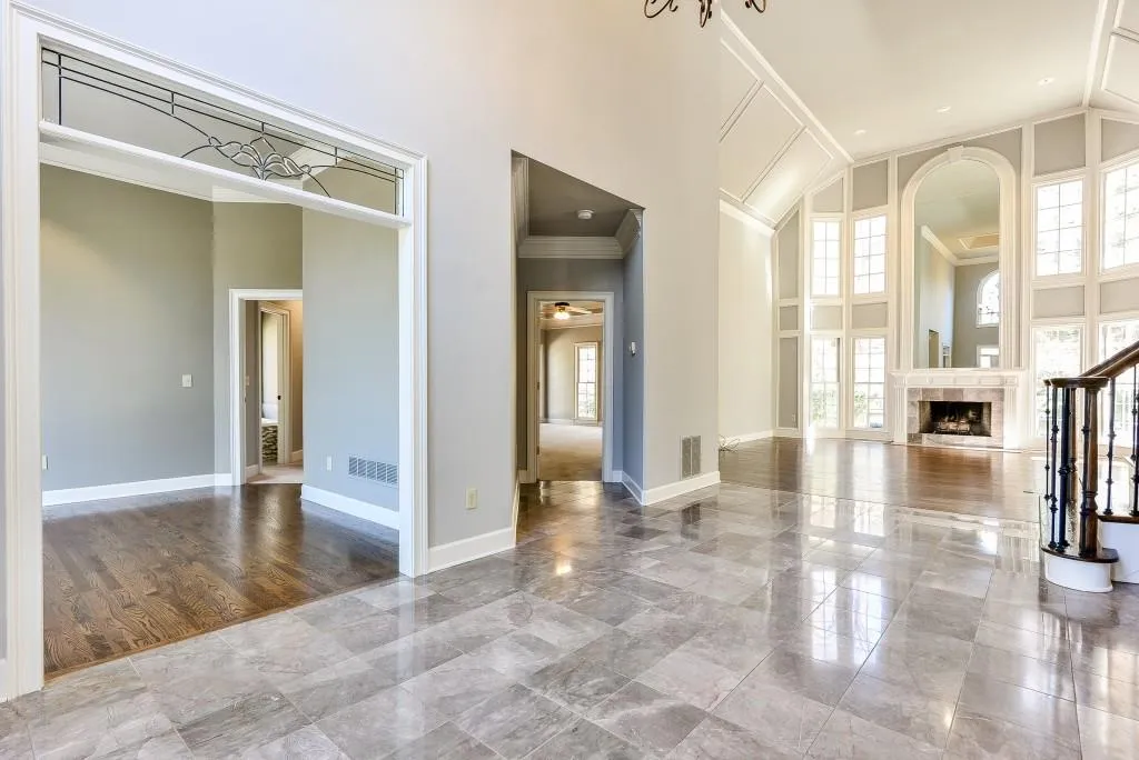 9 Vale Close Ne, Atlanta, Georgia 30324, 4 Bedrooms Bedrooms, ,4 BathroomsBathrooms,Residential,Sold,9 Vale Close Ne,5807335