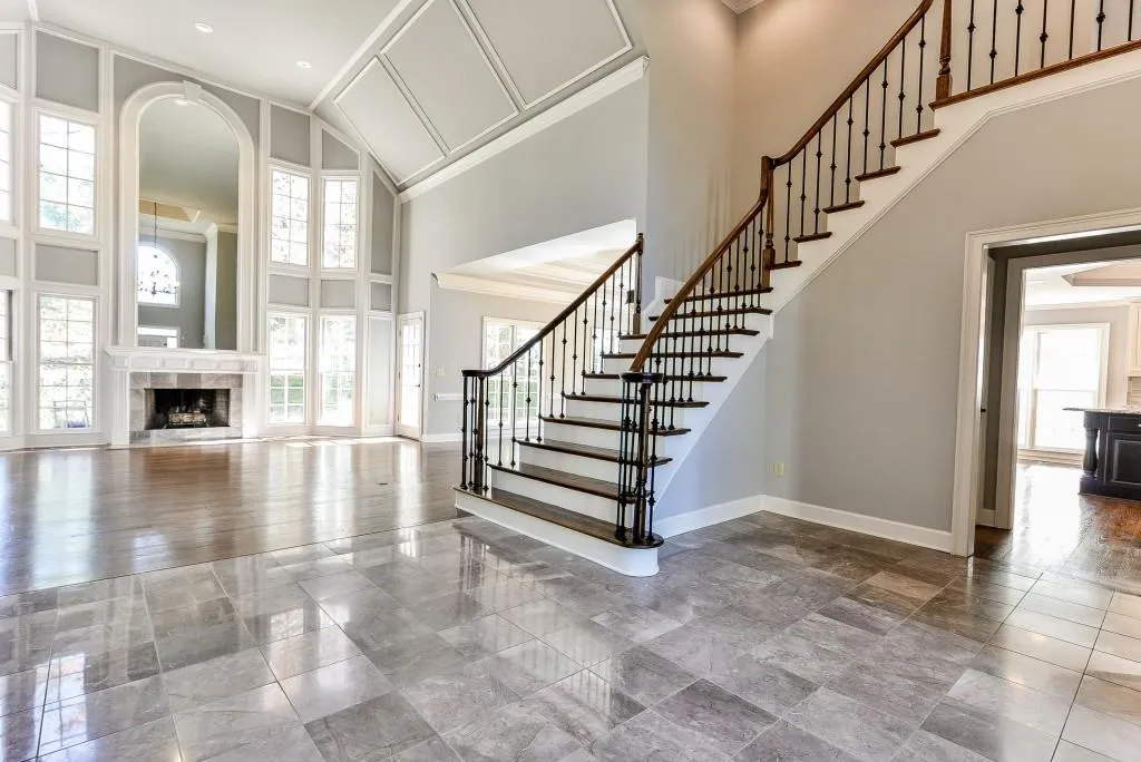 9 Vale Close Ne, Atlanta, Georgia 30324, 4 Bedrooms Bedrooms, ,4 BathroomsBathrooms,Residential,Sold,9 Vale Close Ne,5807335