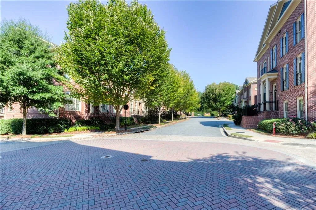 200 River Vista Drive Unit 333, Atlanta, Georgia 30339, 2 Bedrooms Bedrooms, ,2 BathroomsBathrooms,Residential,Sold,200 River Vista Drive Unit 333,5913876
