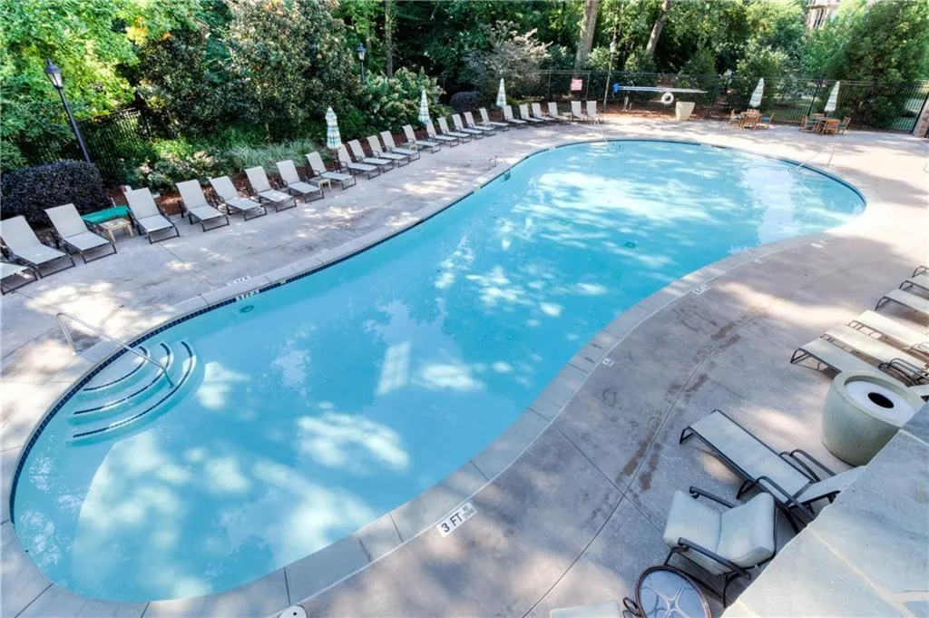 200 River Vista Drive Unit 333, Atlanta, Georgia 30339, 2 Bedrooms Bedrooms, ,2 BathroomsBathrooms,Residential,Sold,200 River Vista Drive Unit 333,5913876