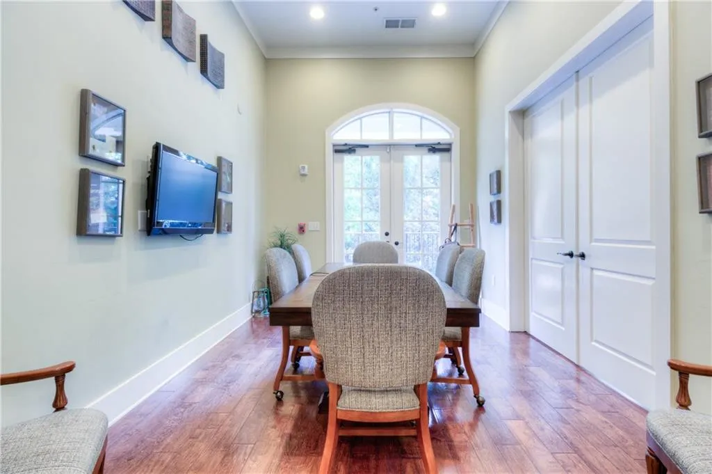 200 River Vista Drive Unit 333, Atlanta, Georgia 30339, 2 Bedrooms Bedrooms, ,2 BathroomsBathrooms,Residential,Sold,200 River Vista Drive Unit 333,5913876