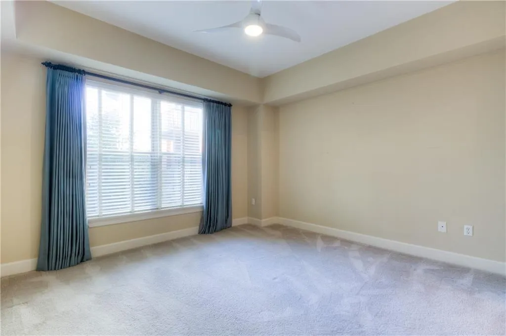 200 River Vista Drive Unit 333, Atlanta, Georgia 30339, 2 Bedrooms Bedrooms, ,2 BathroomsBathrooms,Residential,Sold,200 River Vista Drive Unit 333,5913876
