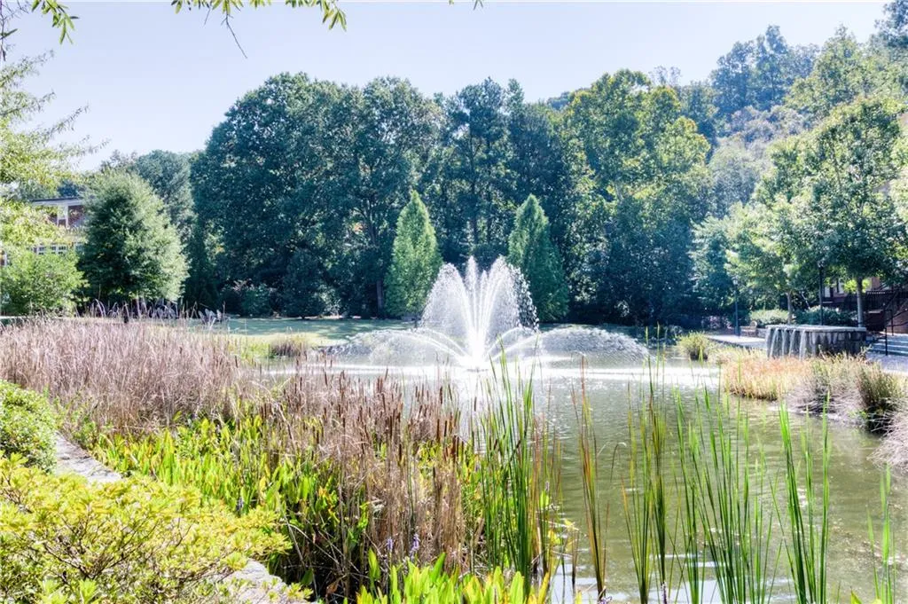 200 River Vista Drive Unit 333, Atlanta, Georgia 30339, 2 Bedrooms Bedrooms, ,2 BathroomsBathrooms,Residential,Sold,200 River Vista Drive Unit 333,5913876