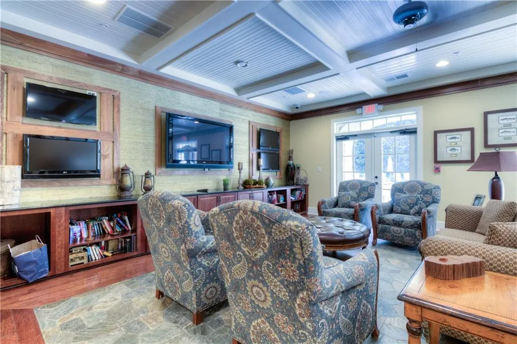 200 River Vista Drive Unit 333, Atlanta, Georgia 30339, 2 Bedrooms Bedrooms, ,2 BathroomsBathrooms,Residential,Sold,200 River Vista Drive Unit 333,5913876