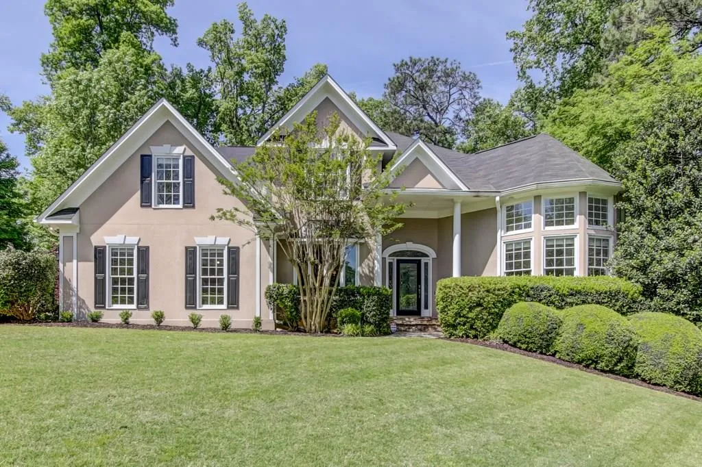 750 Spalding Heights Drive, Sandy Springs, Georgia 30350, 4 Bedrooms Bedrooms, ,3 BathroomsBathrooms,Residential,Sold,750 Spalding Heights Drive,6006416