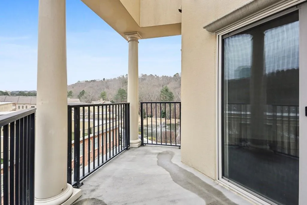 200 River Vista Drive Unit 714, Atlanta, Georgia 30339, 2 Bedrooms Bedrooms, ,2 BathroomsBathrooms,Residential,Sold,200 River Vista Drive Unit 714,6825716