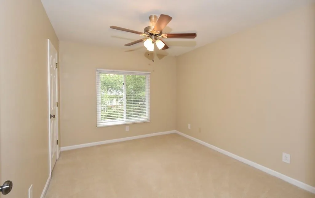 38 Huntington Place Drive, Sandy Springs, Georgia 30350, 3 Bedrooms Bedrooms, ,2 BathroomsBathrooms,Residential,Sold,38 Huntington Place Drive,5593500