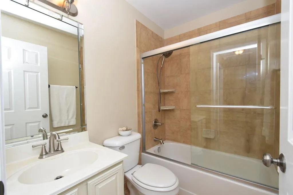 38 Huntington Place Drive, Sandy Springs, Georgia 30350, 3 Bedrooms Bedrooms, ,2 BathroomsBathrooms,Residential,Sold,38 Huntington Place Drive,5593500