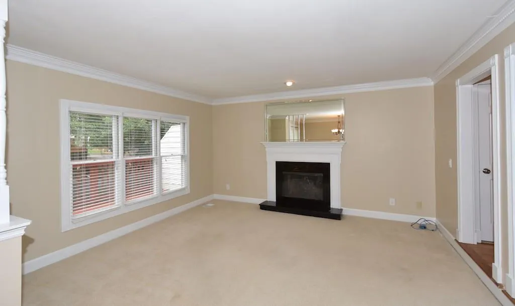 38 Huntington Place Drive, Sandy Springs, Georgia 30350, 3 Bedrooms Bedrooms, ,2 BathroomsBathrooms,Residential,Sold,38 Huntington Place Drive,5593500