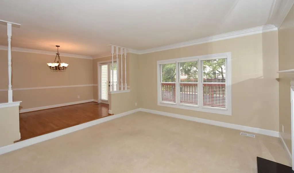 38 Huntington Place Drive, Sandy Springs, Georgia 30350, 3 Bedrooms Bedrooms, ,2 BathroomsBathrooms,Residential,Sold,38 Huntington Place Drive,5593500