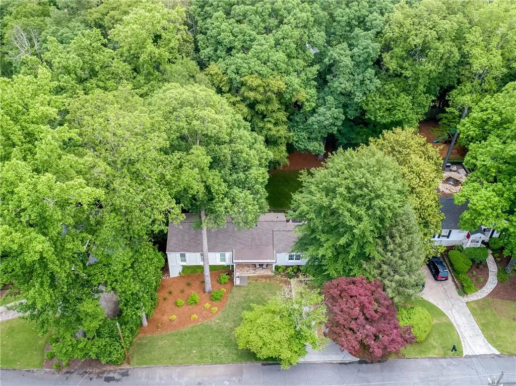 1851 Colland Drive Nw, Atlanta, Georgia 30318, 4 Bedrooms Bedrooms, ,3 BathroomsBathrooms,Residential,For Sale,1851 Colland Drive Nw,7628605