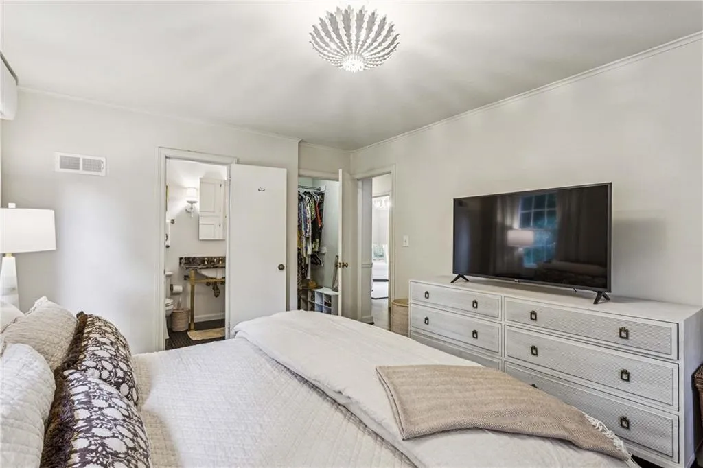 1851 Colland Drive Nw, Atlanta, Georgia 30318, 4 Bedrooms Bedrooms, ,3 BathroomsBathrooms,Residential,For Sale,1851 Colland Drive Nw,7628605