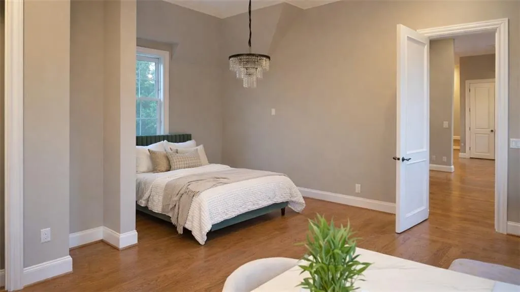 453 Londonberry Road, Atlanta, Georgia 30327, 7 Bedrooms Bedrooms, ,8 BathroomsBathrooms,Residential,For Sale,453 Londonberry Road,7715180