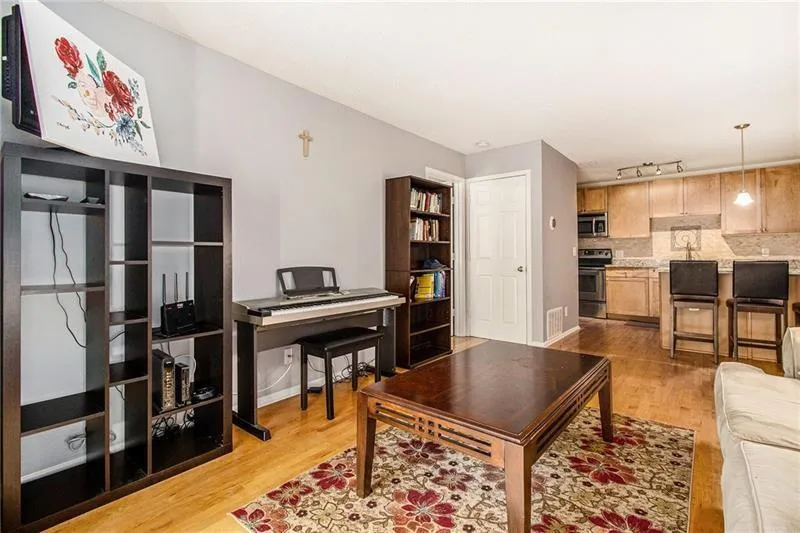 2657 Lenox Road Ne Unit C38, Atlanta, Georgia 30324, 1 Bedroom Bedrooms, ,1 BathroomBathrooms,Residential,For Sale,2657 Lenox Road Ne Unit C38,7629342