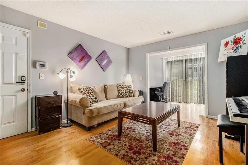 2657 Lenox Road Ne Unit C38, Atlanta, Georgia 30324, 1 Bedroom Bedrooms, ,1 BathroomBathrooms,Residential,For Sale,2657 Lenox Road Ne Unit C38,7629342